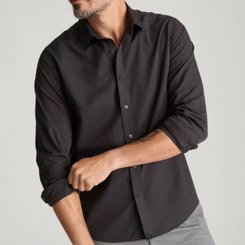 UNTUCKit Men’s 100% Cotton Button-down shirt, Black, L Wrinkle Free